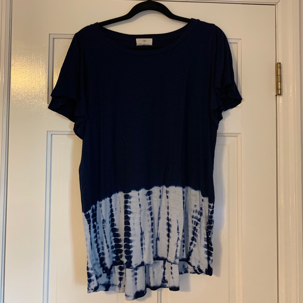 Beautiful tie dyed flutter sleeve tee